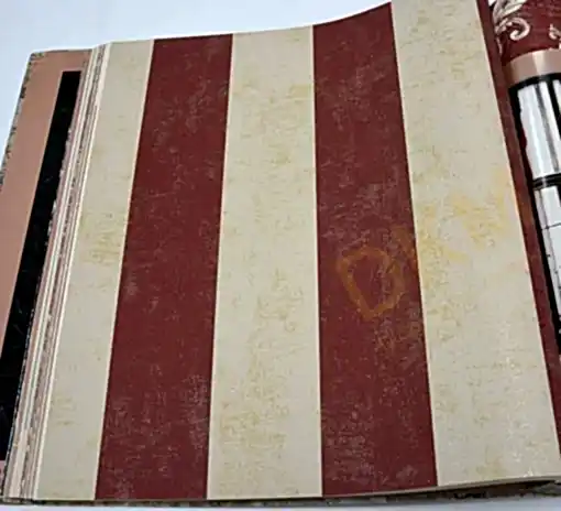 Decowall Retro 5002-02 Duvar Kağıdı Bordo Simli Çizgili